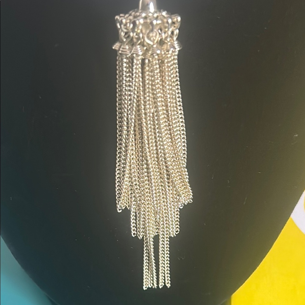 Kendra Scott Rayne Mother of Pearl Pendant Tassel Fringe Silver Tone Necklace - Picture 7 of 8